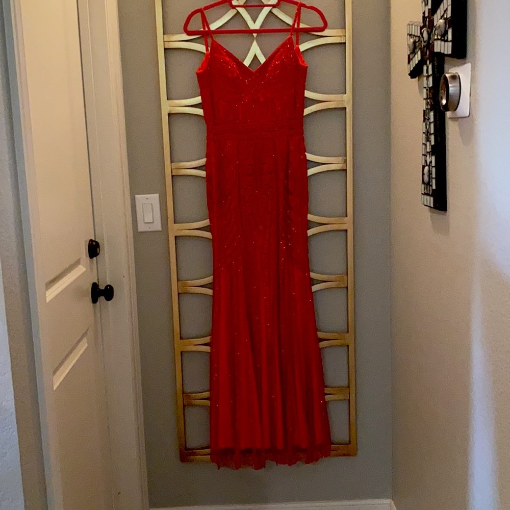 Size 4 Glow Dress💃 - Picture 2 of 9